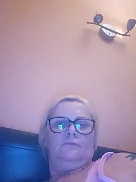 Snapshot of NieMaJazdyBezGwiazdy7883 chatting on 10-16-25, 06:54 NieMaJazdyBezGwiazdy7883 online show from 10-16-25, 06:54