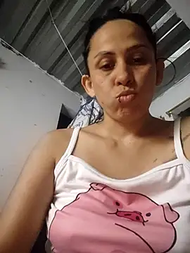 Snapshot of sexy_butterfly_1 chatting on 10-20-25, 04:36 sexy butterfly 1 online show from 10-20-25, 04:36
