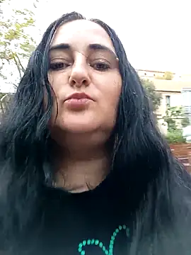 Bella 862 online show from 10-17-25, 01:02