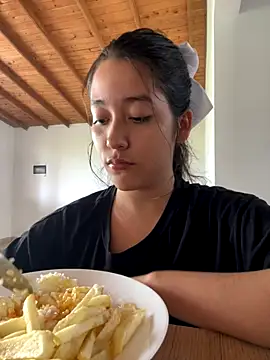 Nhefertary online show from 11-29-25, 07:58