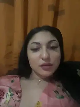 Snapshot of bia900bianca chatting on 12-17-25, 04:45 bia900bianca online show from 12-17-25, 04:45