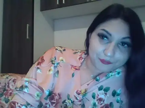 Snapshot of bia900bianca chatting on 02-06-26, 06:04 bia900bianca online show from 02-06-26, 06:04