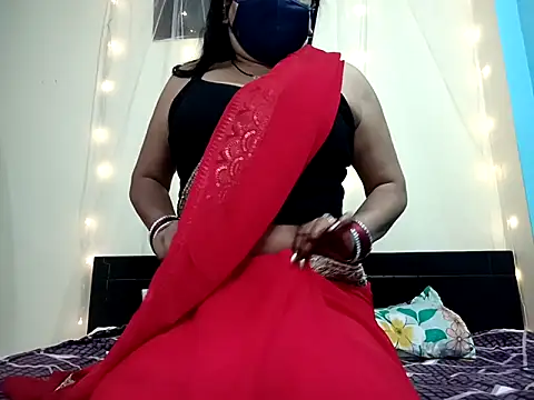 horny milf couple online show from 02-22-26, 10:50