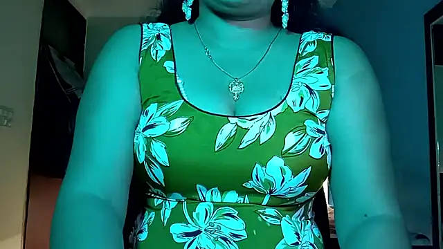 horny milf couple online show from 06-30-26, 07:58