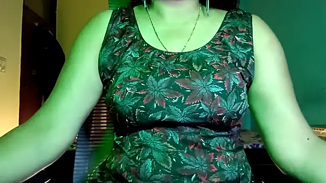 horny milf couple online show from 05-24-26, 06:41