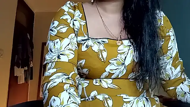 horny milf couple online show from 05-31-26, 06:02