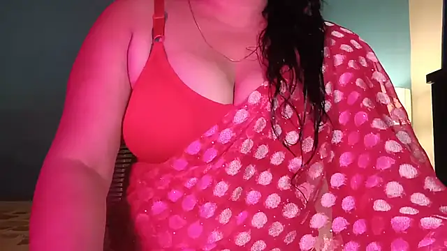 horny milf couple online show from 07-15-26, 05:31
