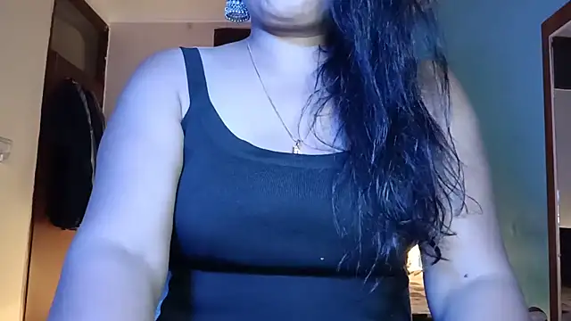 horny milf couple online show from 07-02-26, 03:23
