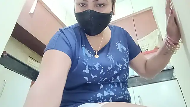 horny milf couple online show from 05-17-26, 05:24