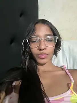 Snapshot of ScarletEvanss_ chatting on 06-23-26, 10:41 ScarletEvanss online show from 06-23-26, 10:41