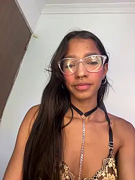 Snapshot of ScarletEvanss_ chatting on 06-24-26, 11:09 ScarletEvanss online show from 06-24-26, 11:09