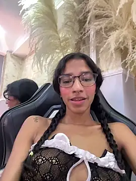 ScarletEvanss  online show from 05-03-26, 11:04