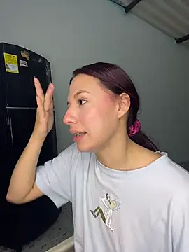 iisabella09 online show from 11-13-25, 06:17