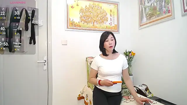 selinajuan online show from 05-29-26, 12:55