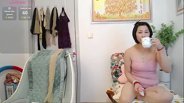 selinajuan online show from 02-07-26, 11:35