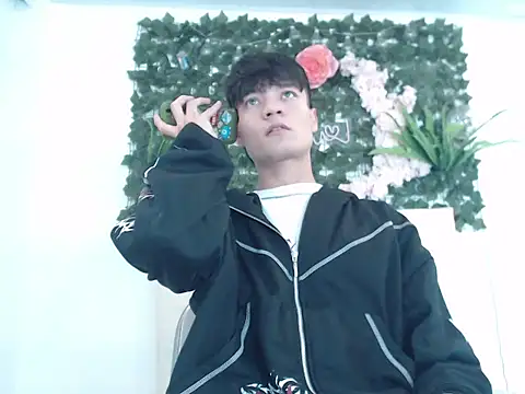 alex russo   online show from 10-30-25, 04:15