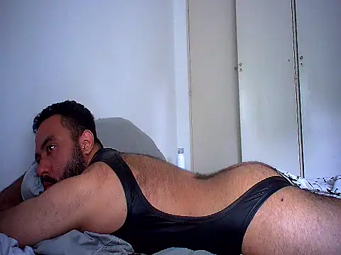 Snapshot of Domfetishx chatting on 10-12-25, 03:24 Domfetishx online show from 10-12-25, 03:24