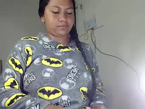 Snapshot of Agatha_milk24 chatting on 10-07-25, 06:03 Agatha milk24 online show from 10-07-25, 06:03