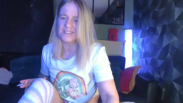 Delichieuse5 online show from 02-19-26, 09:01