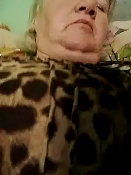 LusiyaGold5 online show from 10-19-25, 01:08