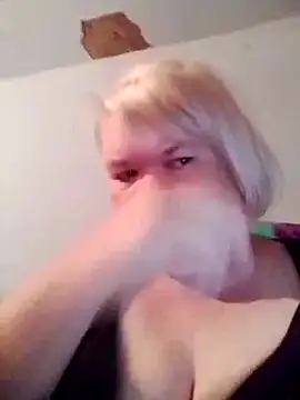 LusiyaGold5 online show from 10-17-25, 07:15