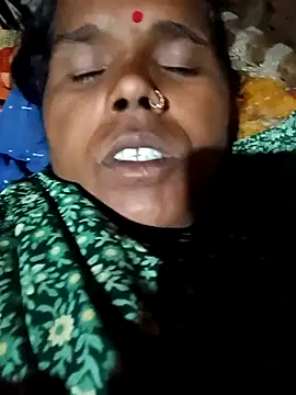 Snapshot of Janvi_tv chatting on 10-24-25, 04:17 Janvi tv online show from 10-24-25, 04:17
