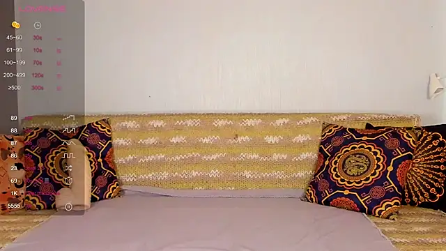 Amalia Mio online show from 10-22-25, 08:03