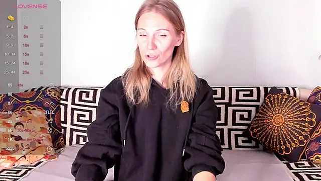 Amalia Mio online show from 10-11-25, 08:04