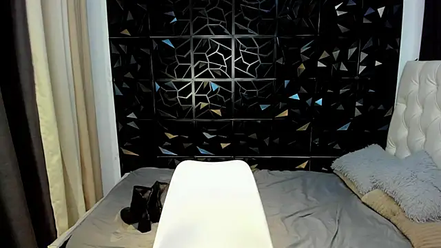 Yourdreamgoddess online show from 04-30-26, 04:03