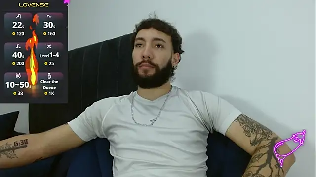 angel kyrozz online show from 12-17-25, 07:19