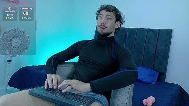 Snapshot of angel_kyrozz chatting on 02-18-26, 07:10 angel kyrozz online show from 02-18-26, 07:10