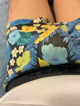 JinVelvet online show from 10-23-25, 08:24