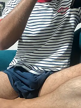 Snapshot of Sert_erkek21_ysm chatting on 10-16-25, 08:17 Sert erkek21 ysm online show from 10-16-25, 08:17