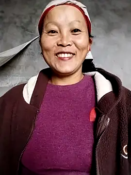 sumaybae online show from 11-18-25, 04:49