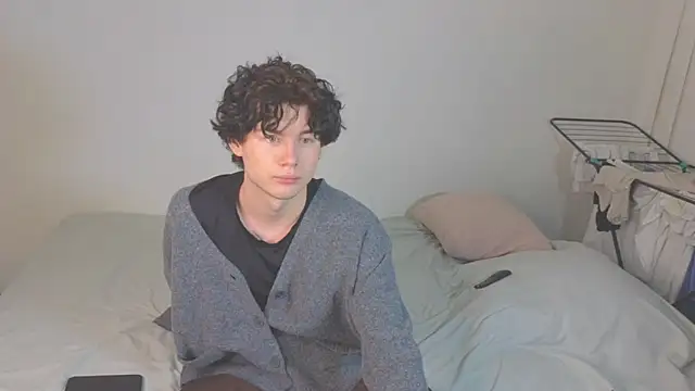 Snapshot of Cute_Mike chatting on 02-05-26, 09:38 Cute Mike online show from 02-05-26, 09:38