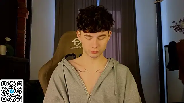 Cute Mike online show from 03-09-26, 04:49