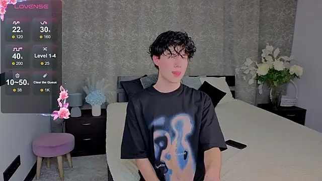 Cute Mike online show from 11-28-25, 07:58