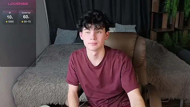 Cute Mike online show from 11-01-25, 06:13