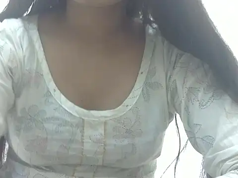 Snapshot of Joya_7 chatting on 10-14-25, 03:29 Joya 7 online show from 10-14-25, 03:29