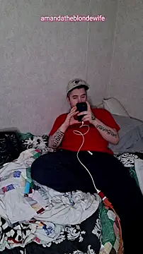 amandatheblondewife online show from 04-14-26, 10:53