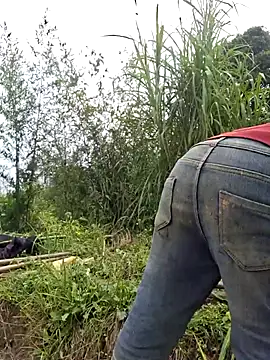 miomio-12 online show from 03-25-26, 03:50