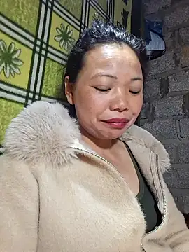 miomio-12 online show from 02-19-26, 08:44