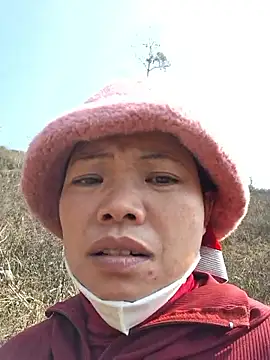 miomio-12 online show from 01-12-26, 05:47