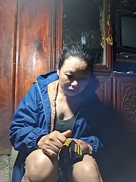 miomio-12 online show from 11-09-25, 09:41