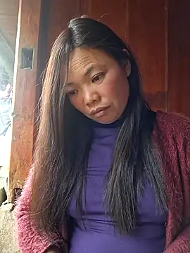 miomio-12 online show from 03-13-26, 06:18