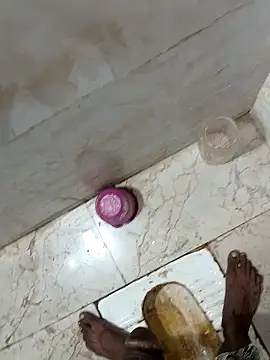 shohrab hot online show from 10-14-25, 08:37