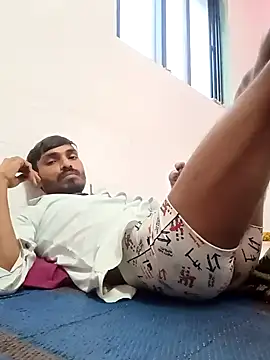 shohrab hot online show from 12-16-25, 10:19