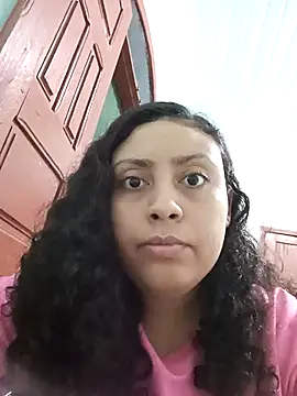 Snapshot of ZS_Oficial chatting on 10-05-25, 08:16 ZS Oficial online show from 10-05-25, 08:16