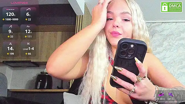 Daisy Abby03 online show from 10-28-25, 05:29