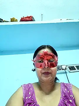 Snapshot of misti02 chatting on 10-04-25, 05:58 misti02 online show from 10-04-25, 05:58